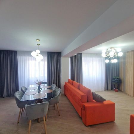 Ultracentral Luxury Apartament Curtea de Argeş Zewnętrze zdjęcie
