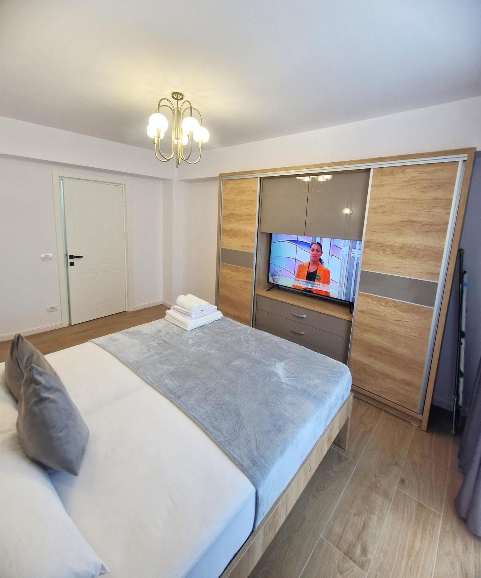 Ultracentral Luxury Apartament Curtea de Argeş Zewnętrze zdjęcie